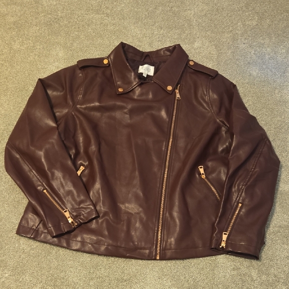 Jaclyn Smith Jackets & Blazers - Jaclyn Smith Maroon Moto Polyureethane Jacket